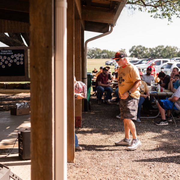Man_receiving_prize_at_outdoor_sscdsg